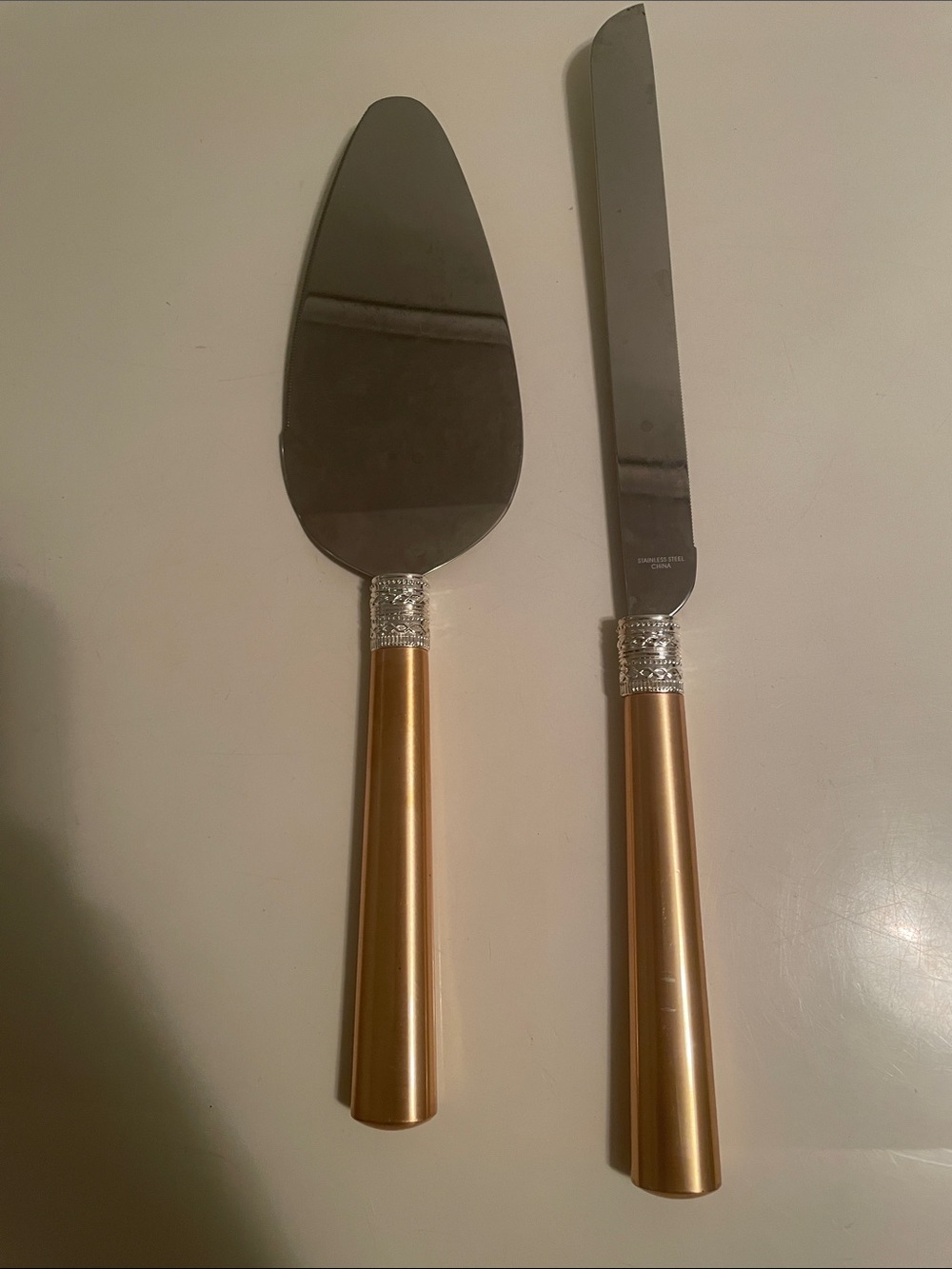 Vera Wang Gold Handle Cake Knife and Server Set